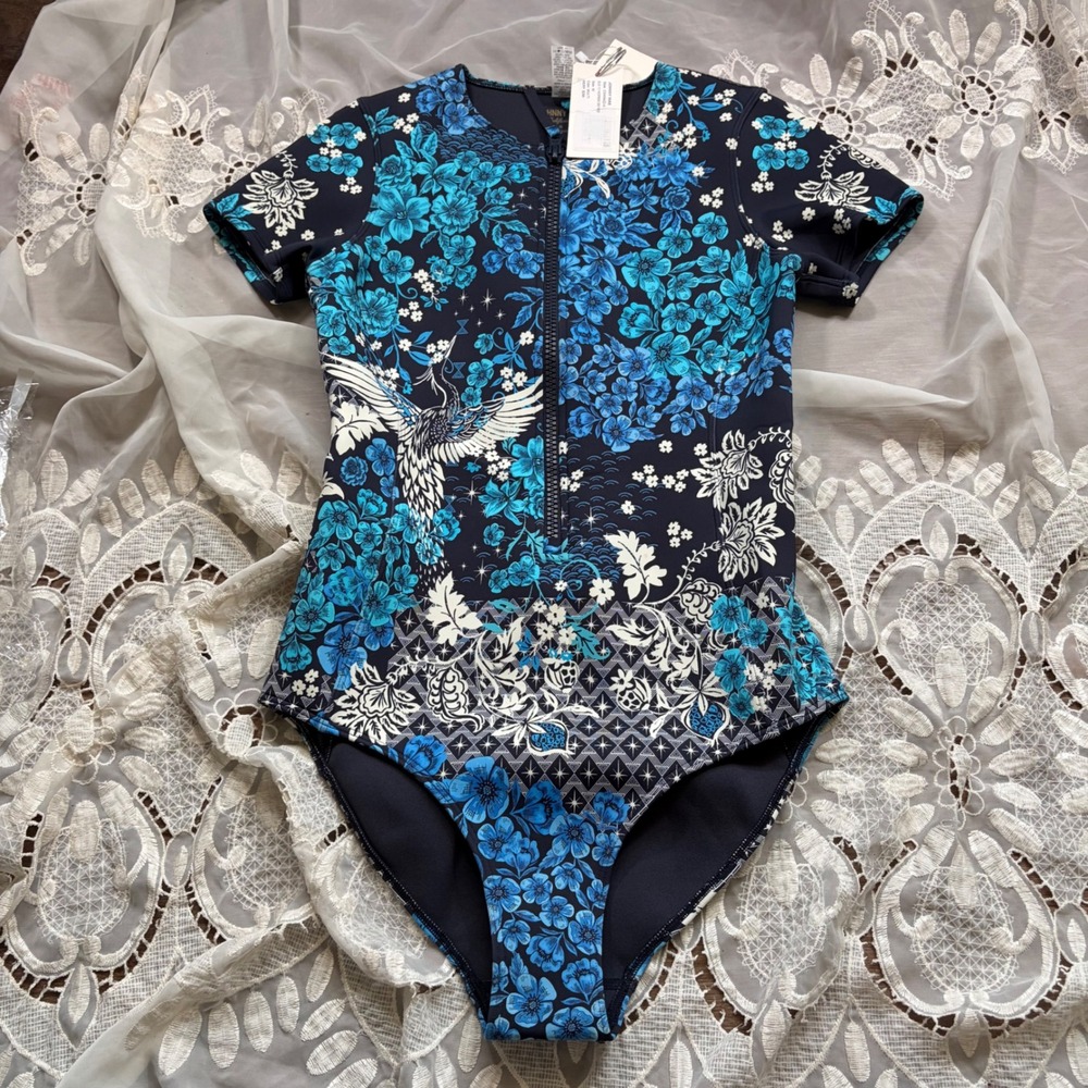 Johnny Was Blue Fly Neoprene One Piece Swimsuit Floral Crane CSW9422-A Medium